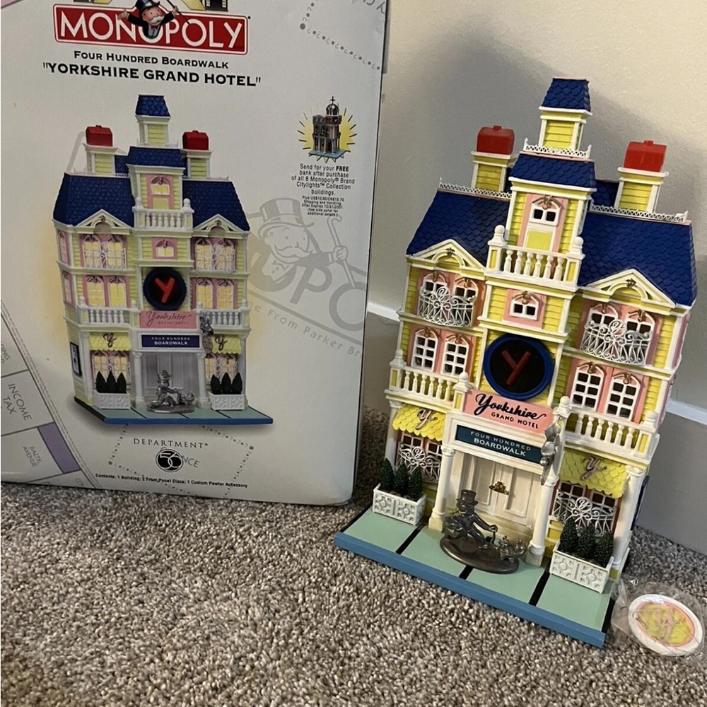 Dept 56 City Lights Monopoly Yorkshire Grand Hotel Building Boardwalk Boxed